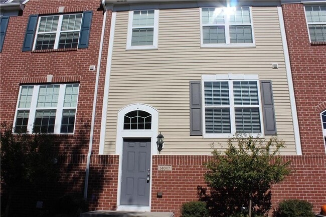 Building Photo - 14047 Wimbleton Way