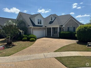 Building Photo - 1052 Stonebridge Ln