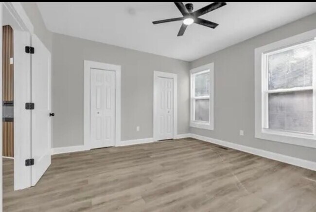 Foto del edificio - 101 Ellison Cir