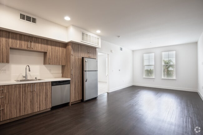 2BR, 2BA - B4 - Tuscany