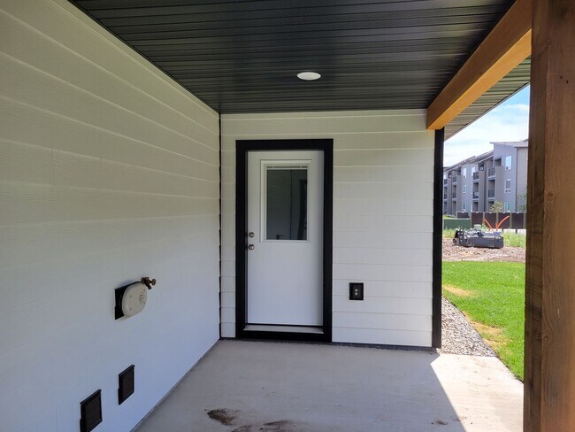 Foto del edificio - 3 Bed 2.5 Bath with attached garage in Bel...