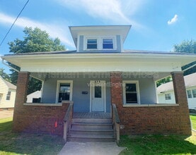 Building Photo - 333 W Murray St