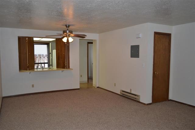 Foto del edificio - 2 Bedroom 1.5 Bathroom 4 plex (6 month lea...