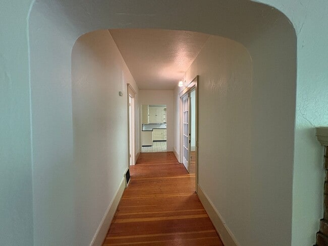 Building Photo - 1418 Olive St