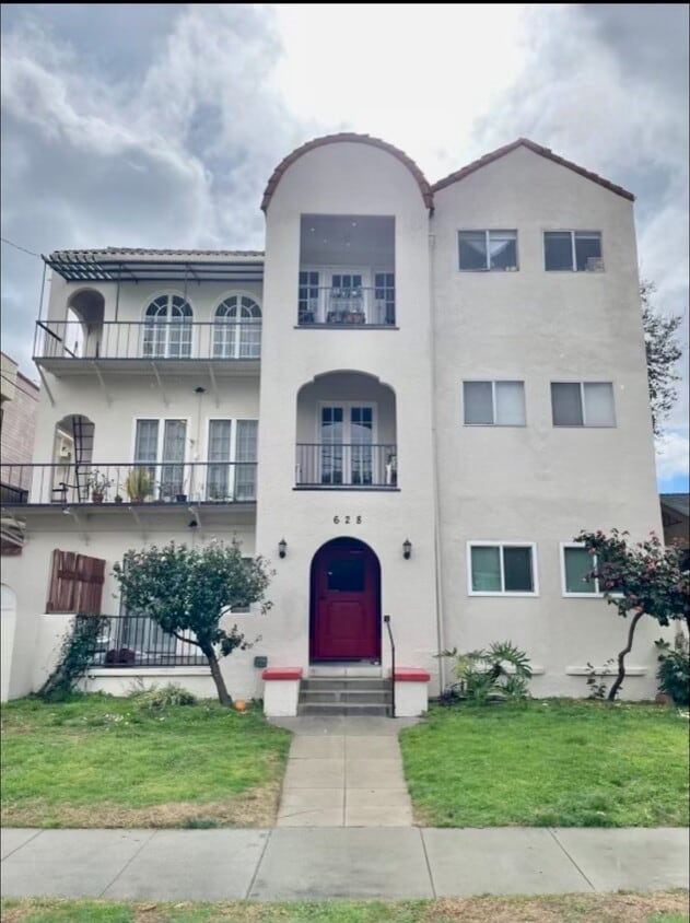 Photo - 628 E Elk Ave (Glendale, CA)