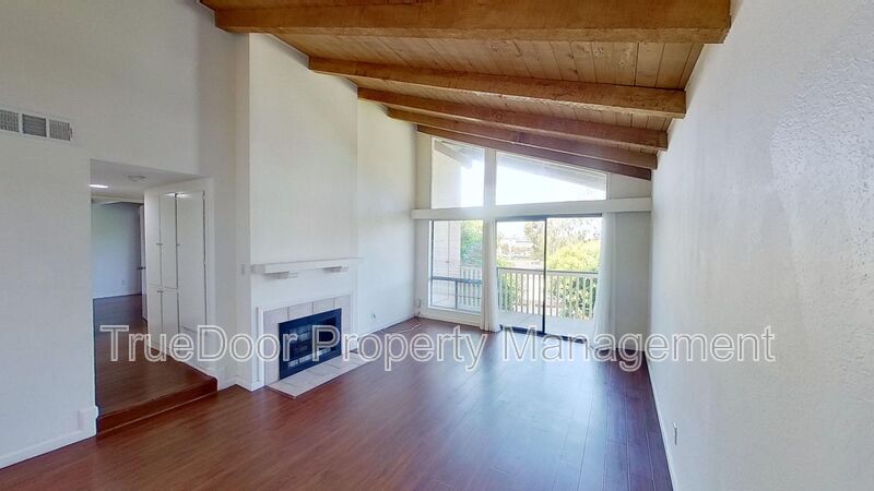 Foto principal - 21372 Brookhurst St