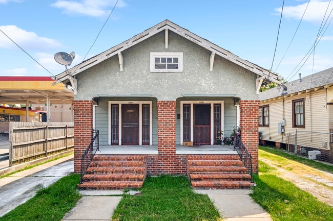 Building Photo - 2925 Milan St