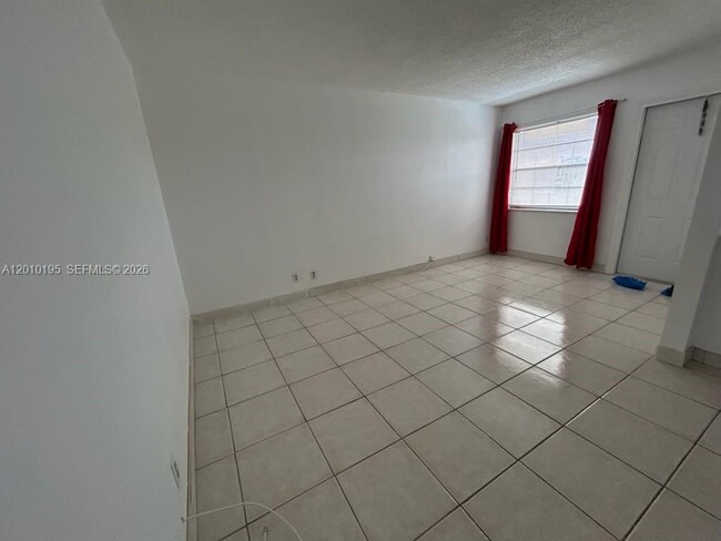 Foto del edificio - 2145 Pierce St