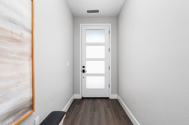 Building Photo - 2806 E Alluvial Ave