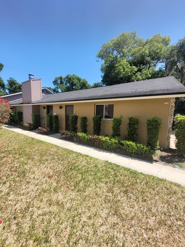 Photo - 937 Aragon Ave- House