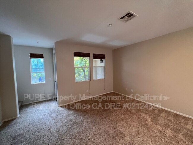 Foto del edificio - 1586 Sumac Pl