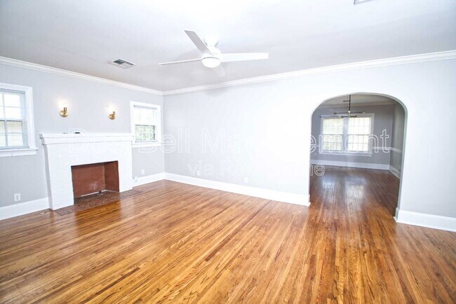 Foto del edificio - 1347 S Indianapolis Ave