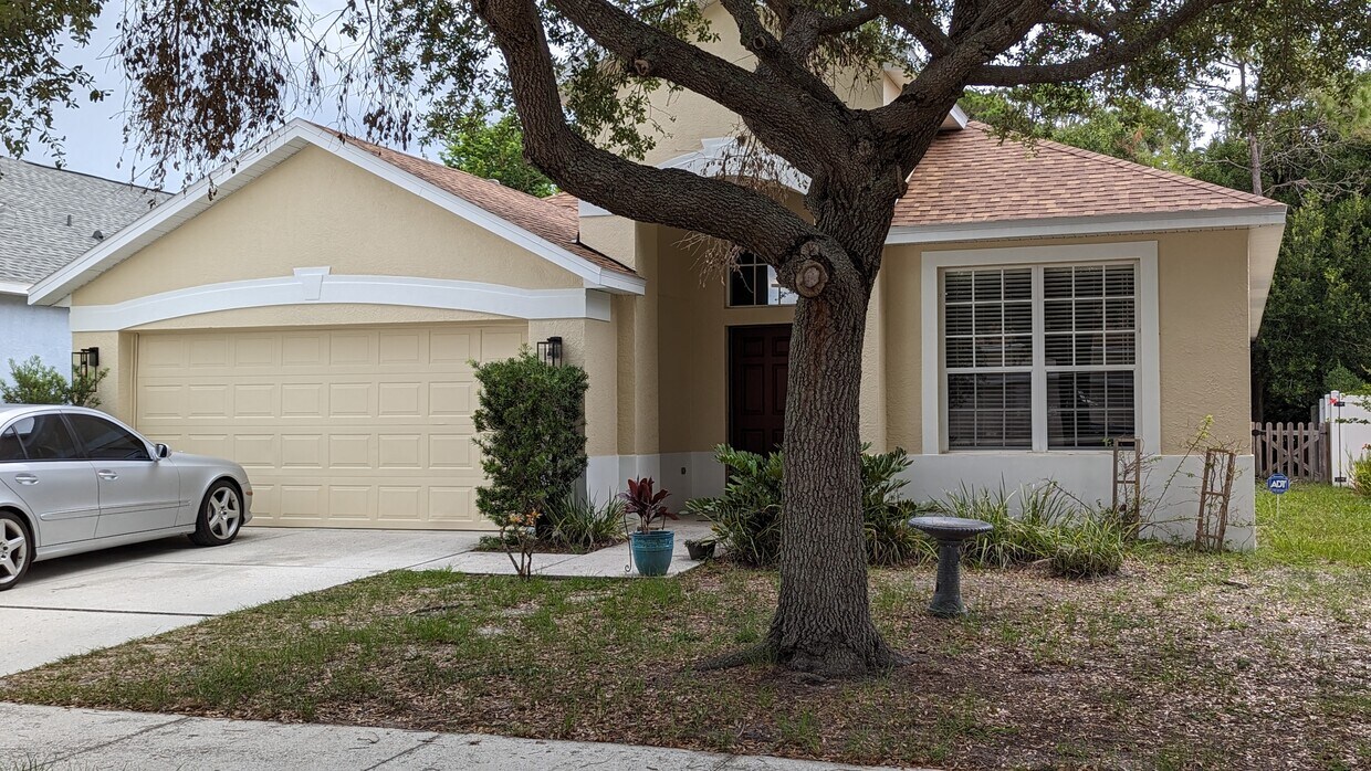 Primary Photo - 1691 Mellon Way