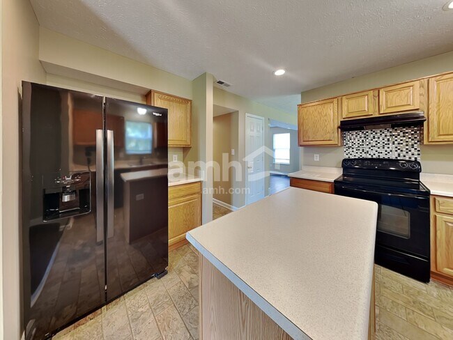 Foto del edificio - 6770 W Denton Dr
