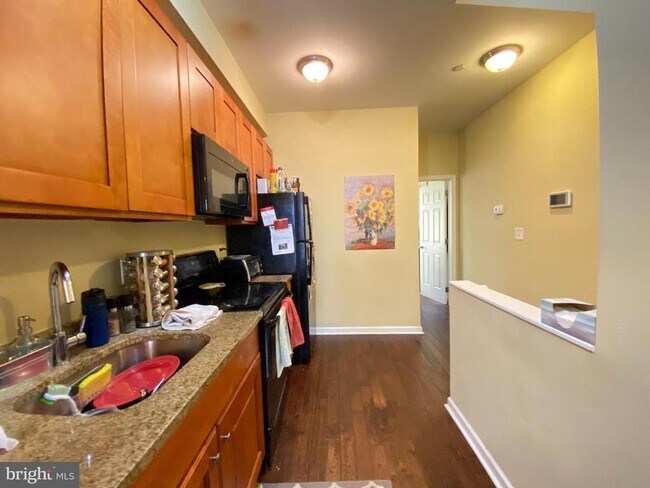 Foto del edificio - 1618 Page St