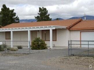 Building Photo - 5451 Genoa Ave
