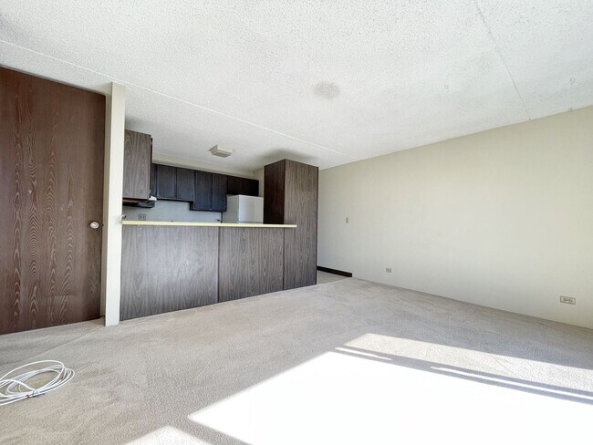 Foto del edificio - Downtown Waikiki 1/1 with Central A/C.  Re...
