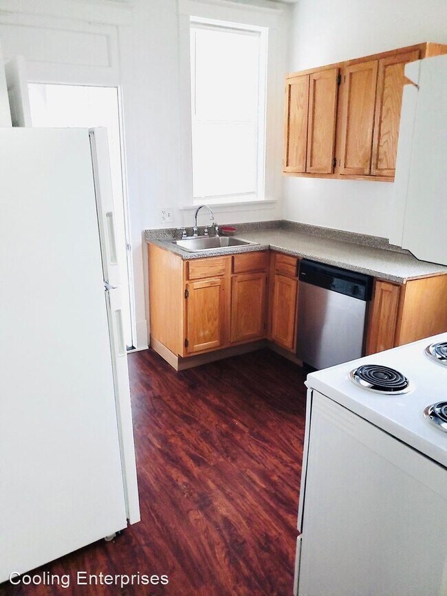 Foto del edificio - 2 br, 1 bath Apartment - 3147 Potomac Street