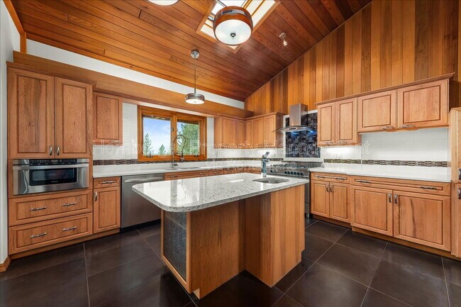 Foto del edificio - 5203 N Mulvaney Ct