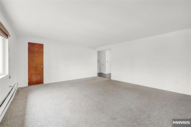 Foto del edificio - 38 Washington Ave