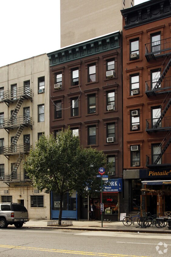 Foto del edificio - 1571 York Ave