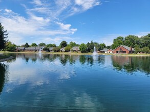 Building Photo - 606 Ravens Lake Dr
