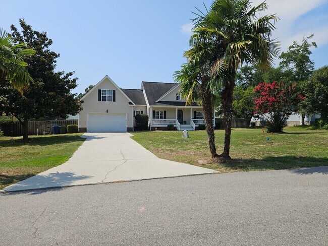Building Photo - 3 bedroom, 2 bath home w/ FROG - Chadwick Shores Community Sneads Ferry