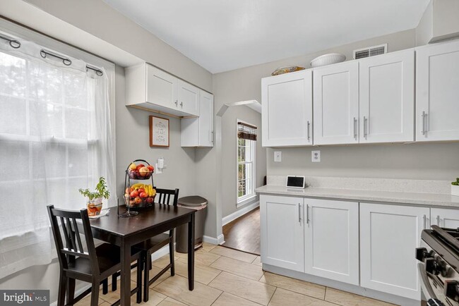 Foto del edificio - 9824 Old Fort Rd