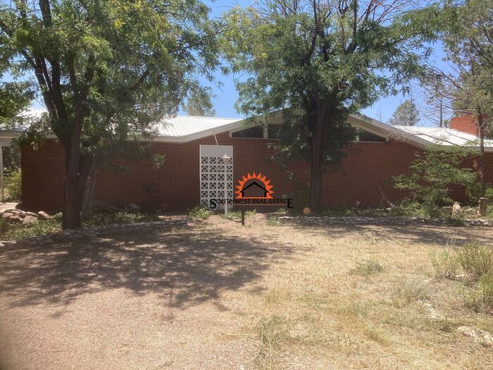 Primary Photo - Lovely 3 bedroom home.