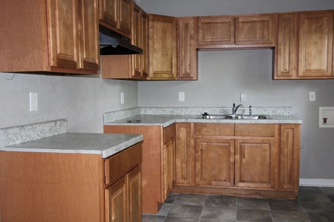 Foto del edificio - 637 Leacrest Ave
