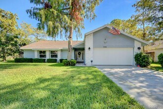 Building Photo - 1098 Primrose Ln
