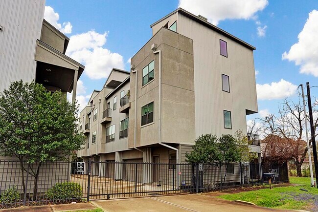 Foto del edificio - 5005 Darling St