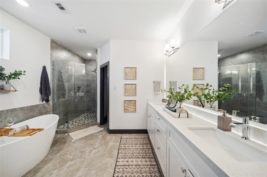 Foto principal - 4445 Whitney Oak Ln