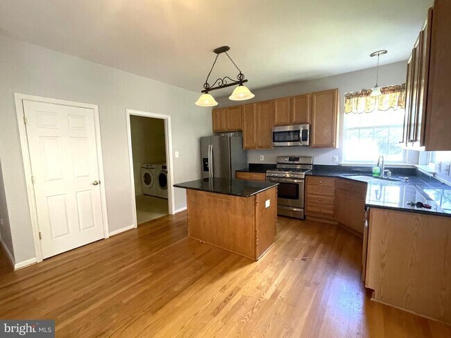 Foto del edificio - 6706 Jordan Valley Ct