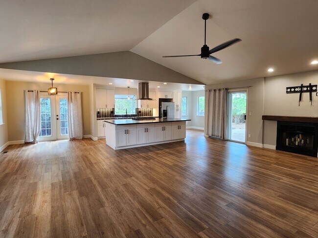 Foto del edificio - Home For Lease in the Wildhorse area of Mi...
