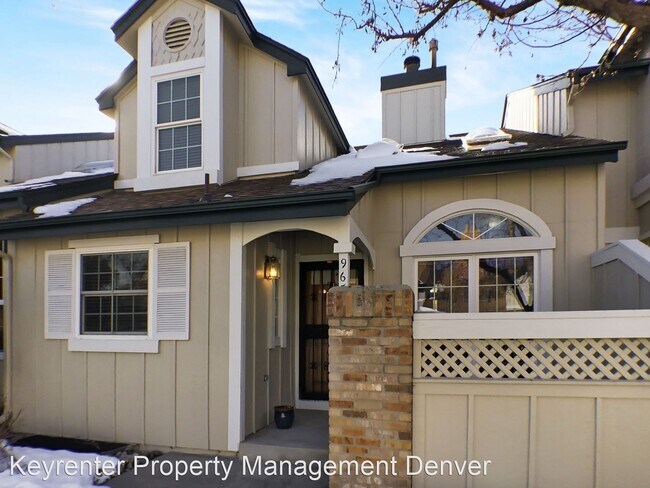 Foto del edificio - 2 br, 3 bath House - 965 S Evanston Cir