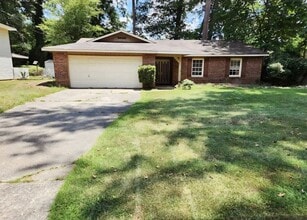 Building Photo - 6418 Charter Oaks Cir