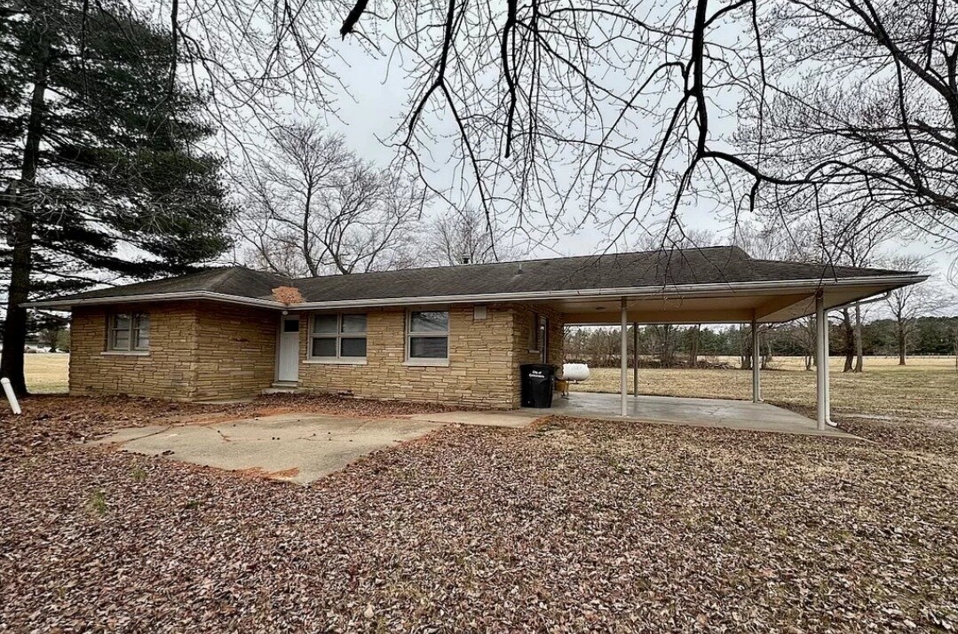 Primary Photo - 1190 New Era Rd