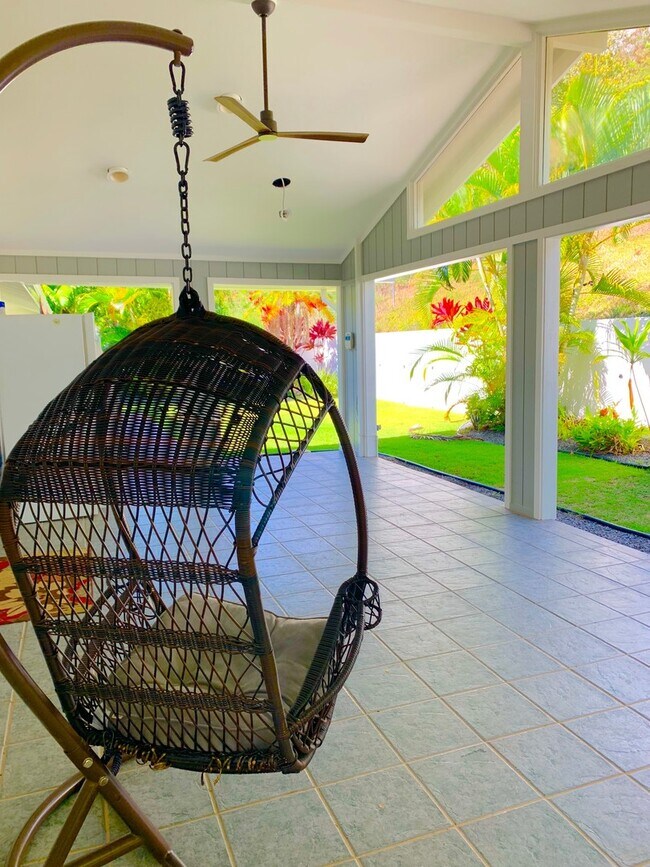 Building Photo - Beautiful Kailua home in Kaelepulu School ...