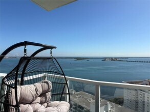 Building Photo - 218 SE 14th St