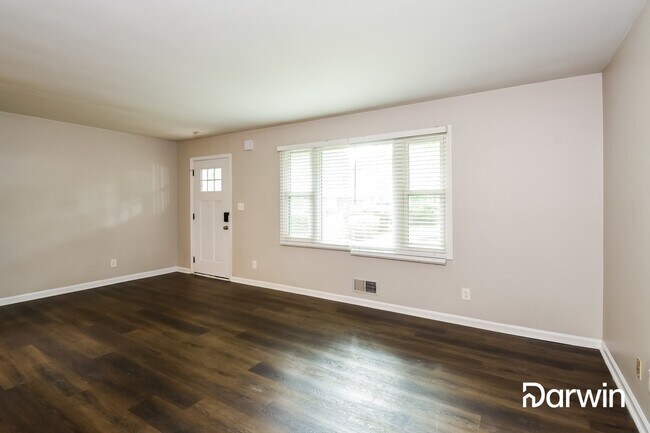 Building Photo - 1043 Dogwood Pl, Marietta, GA 30062