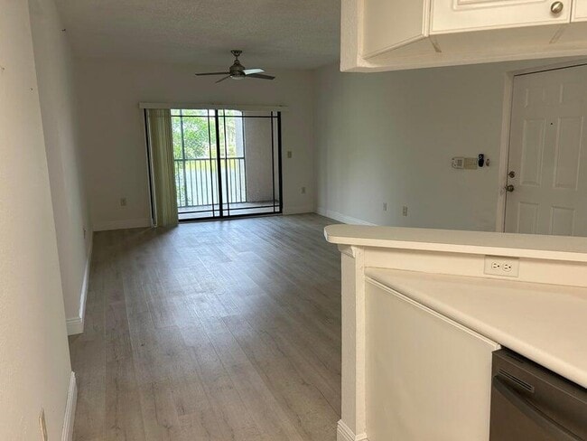 Building Photo - 2724 Anzio Ct