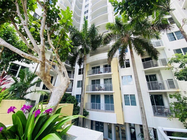 Foto del edificio - 1830 Radius Dr