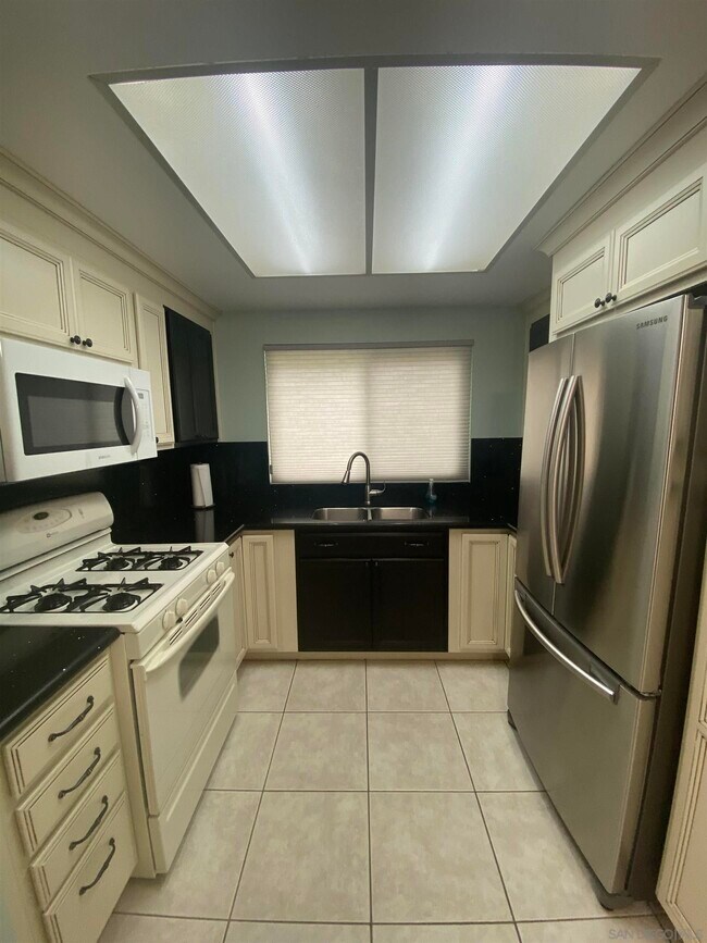 9840 Shirley Gardens Dr Unit 5, Santee, CA 92071 Condo for Rent in