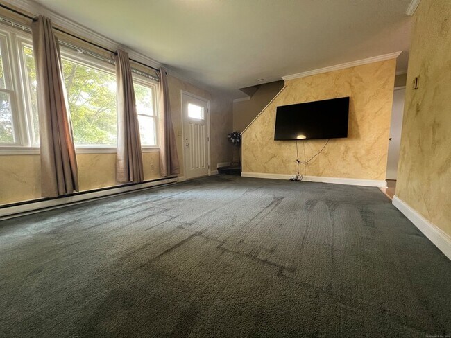 Foto del edificio - 16 Spring Hill Ave