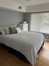 Building Photo - 4010 Avenida Verano