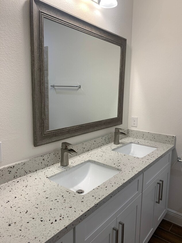 Photo - 5622 Ridgeway Dr (Houston, TX)