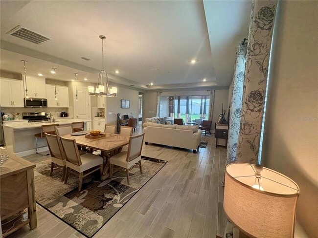 Building Photo - 5257 Savino Cir