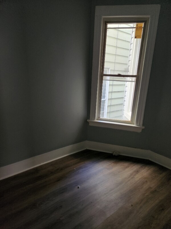 Primary Photo - 100 N 4th St