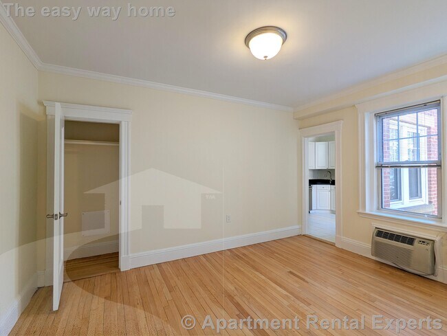 Building Photo - 24 Chauncy St